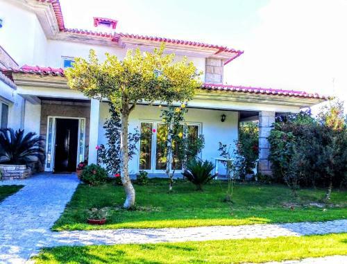 Bed & Breakfast Casa Vale Do Rio Ovil