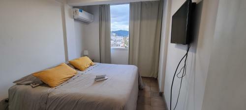 Apartamento Departamento Triple, 3er Piso, Escalera