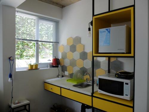 Apartamento Doble Matrimonial, Monoambiente, 4to Piso Escalera