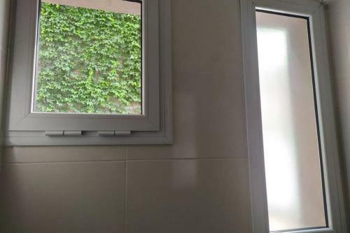 Apartamento Doble Matrimonial, Monoambiente, 4to Piso Escalera