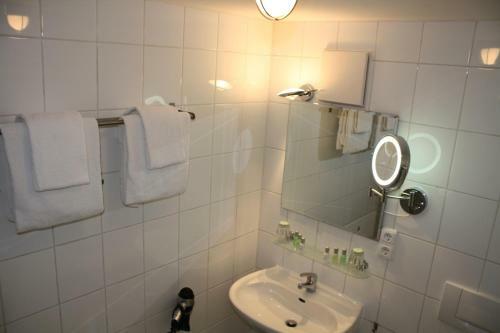Elements Hotel