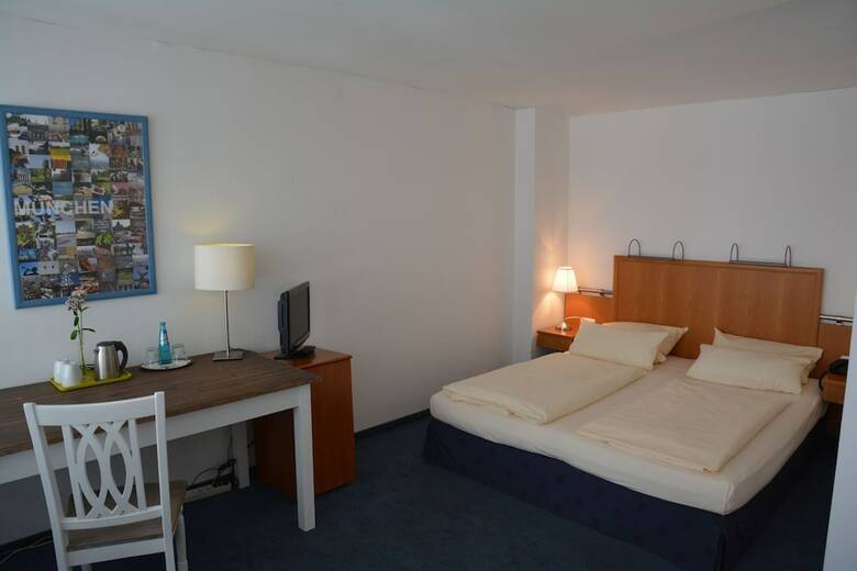 Hostal Hotel Lex Im Gartenhof