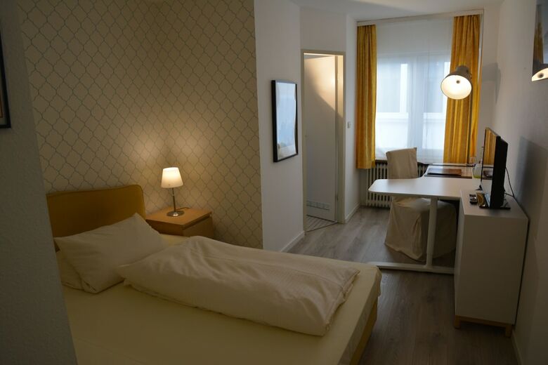 Hostal Hotel Lex Im Gartenhof