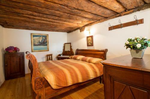 Hostal Walser House