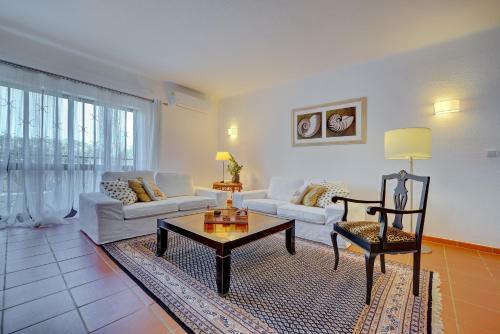 Apartamento Da Hortinha, 2 Quartos, Piscina