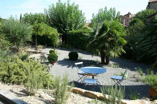Bed & Breakfast La Seigneurie De Naves