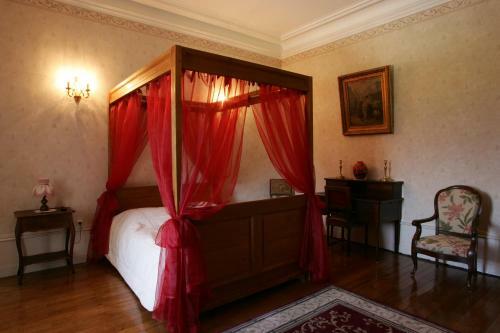 Bed & Breakfast Au Chateau De Montbraye