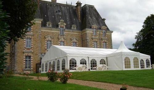 Bed & Breakfast Au Chateau De Montbraye