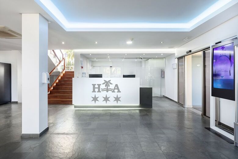 Hotel Abril