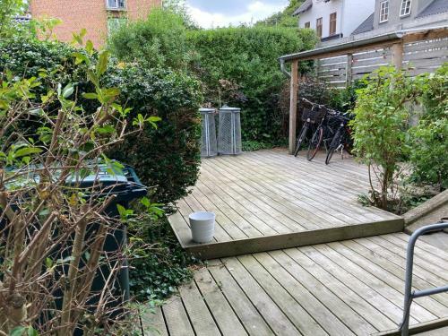Apartamento Dejlig Lys Og Central Lejlighed T�t Ved Slotss�en