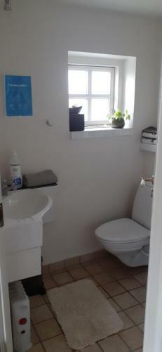 Bed & Breakfast Cozy Room, Small Kitchen And Bathroom