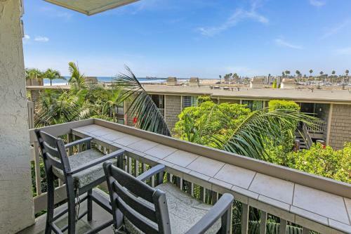 E105 - Seascape Stay - On-the-sand