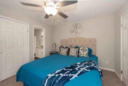 Apartamento Modern 70's 2br + Game Night House + Pool & Gym