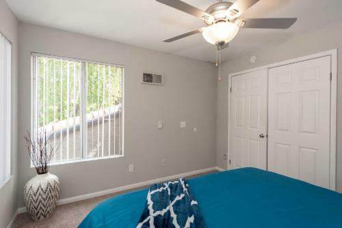 Apartamento Modern 70's 2br + Game Night House + Pool & Gym