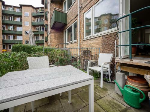 Central Beautiful 1 Bedroom Apartment With Terrace