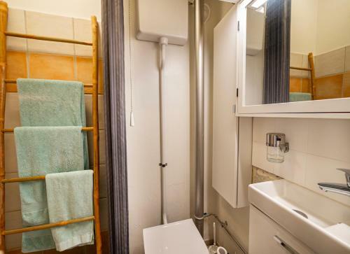 Central Beautiful 1 Bedroom Apartment With Terrace