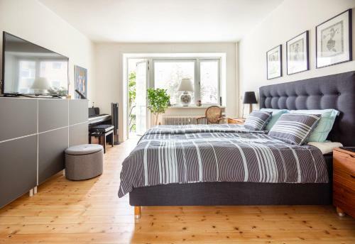 Central Beautiful 1 Bedroom Apartment With Terrace