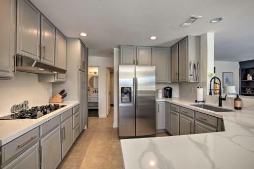 Upscale Palm Desert Oasis With Bbq - Near Golf!
