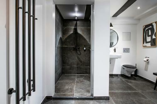 Apartamento The Churchill Penthouse - Into This Place