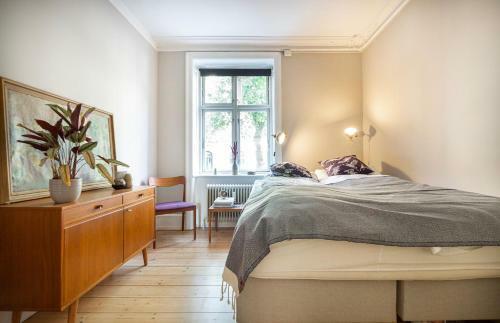 Neat & Exquisite Frederiksberg 2 Bedrooms Apartment