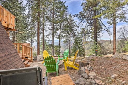 Two Bears Retreat - Scenic Cabin With Views!
