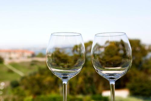 Bed & Breakfast Ol� Bel�m! Cozy Windmill, Stunning Views To Lisboa