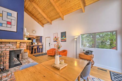 Pines Peak Lodge A-frame With Loft And View!