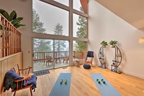 Pines Peak Lodge A-frame With Loft And View!