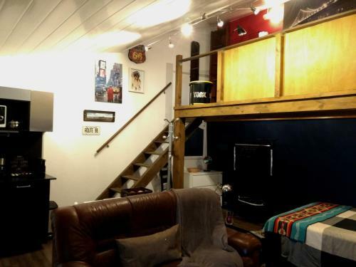 Hostal Home & Away Studio By Cris