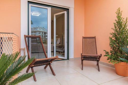 Deluxe 2bdr Apartment In Carcavelos By Lovelystay