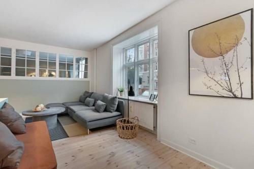 Stylish Two Floor Apartment In Vibrant N�rrebro