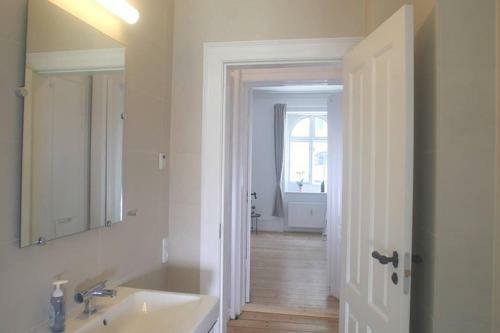 Apartamento Next To New Harbor / 3 Br & 2 Bath Rooms