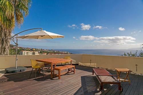 Barbecue And Sunbathing With Sea View, Casa Skyline
