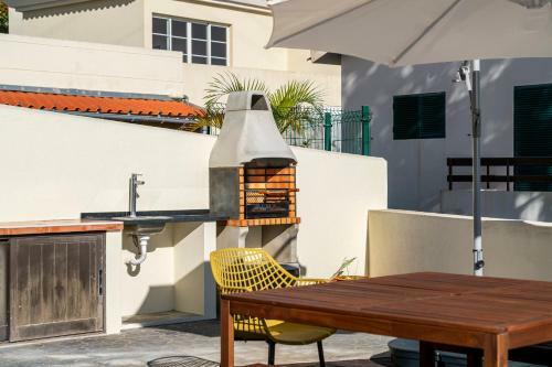 Barbecue And Sunbathing With Sea View, Casa Skyline