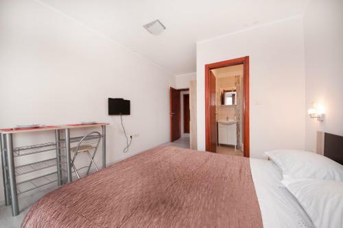 Apartments & Rooms Krecak Sibenik
