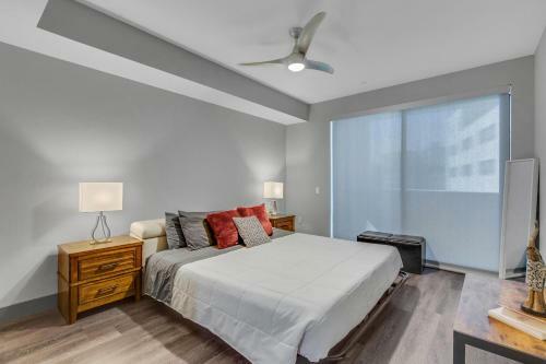 Suitesrus Apart Hotel At Miracle Mile