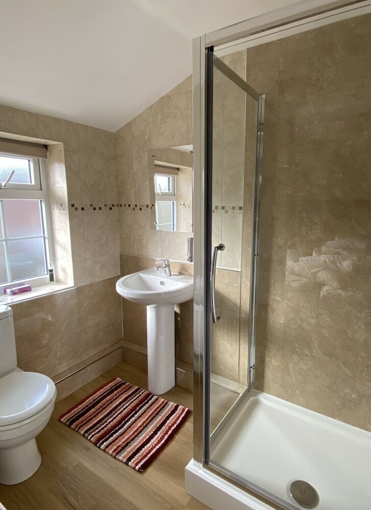 Hostal Plumpton Court