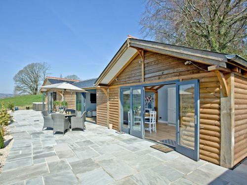 Woodland View Lodge