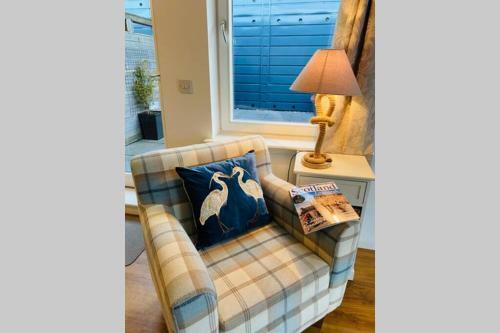 Riverside View Apartment In Balloch, Loch Lomond