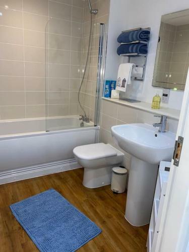 Riverside View Apartment In Balloch, Loch Lomond