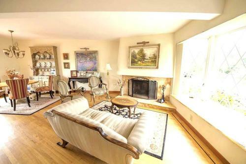 Villa European Elegance Ocean Bluffs