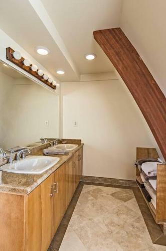 Villa European Elegance Ocean Bluffs