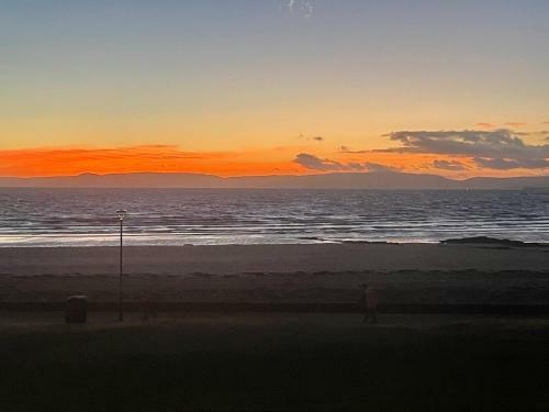 The Marine - Balcony - Beach View - Coorie Doon Apartments