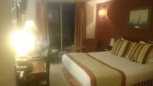 Hotel Les Voiles Sur Le Front De Mer