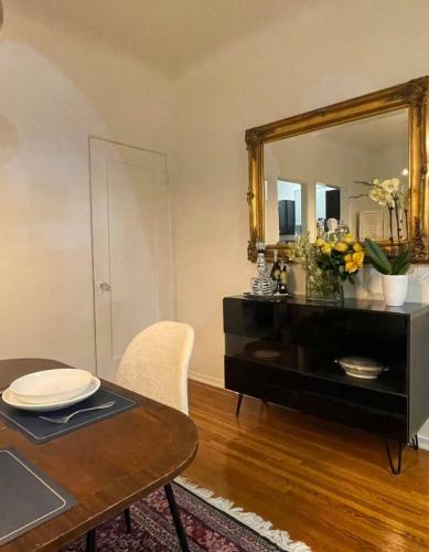 Fairfax / West Hollywood Room W/ Queen Bed
