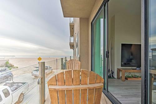 Apartamento Calming Beachfront Getaway Walk To Ocean!