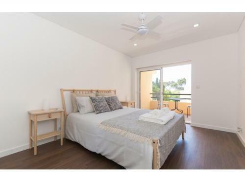 Apartamento Houze_lovely Flat With Swimming Pool!
