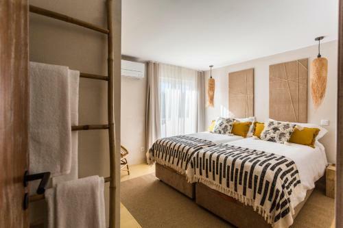 Sea�ya Family Surf Houses
