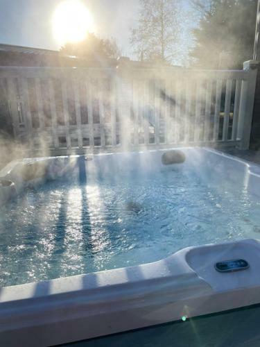 Gleneagles Lodge With Hot Tub