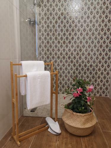 Hostal Vogue 23 Boutique Hotel In Cascais